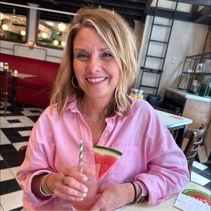 Meet your Posher, Stacy